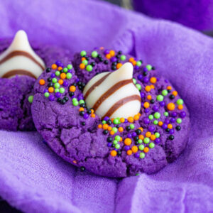 witch hat halloween cookies